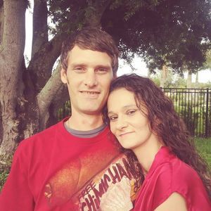 Meet your Posher, Daniel and Nikki